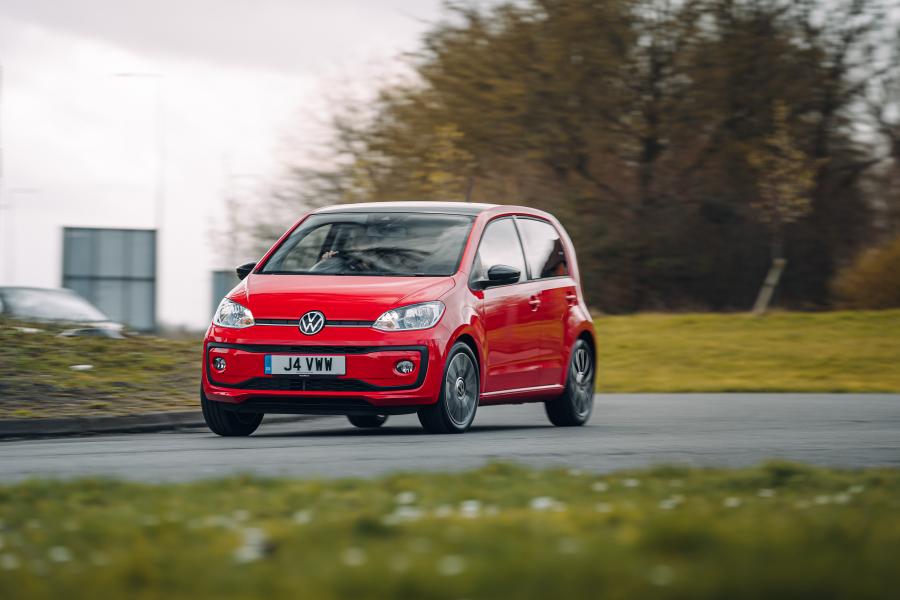  Volkswagen up! Black Edition 2020 года  (UK) (фото 17 из 40)